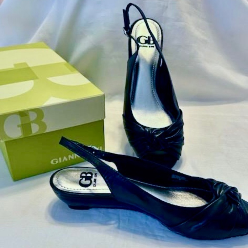 NIB Gianni Bini Black Peep Toe Slingback Shoes Sz 8.5